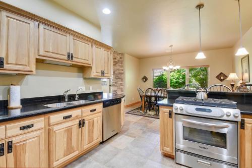 Whispering Pines 1025