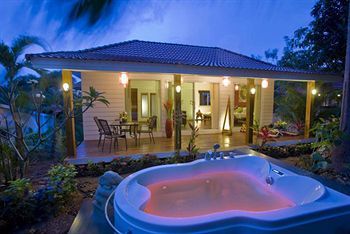 Hotel Paradise Island Estate