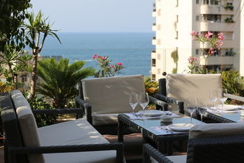 Hotel Orient Queen Homes