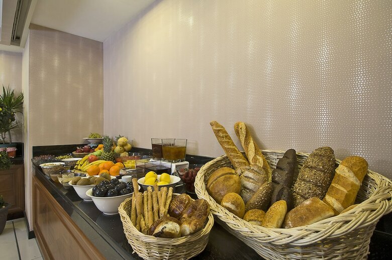 Tugcu Hotel Select