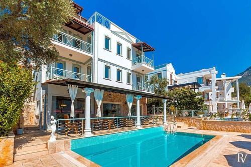 Kalkan Villa Sleeps 10 Pool Air Con Wifi