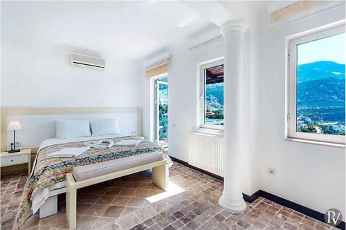 Kalkan Villa Sleeps 10 Pool Air Con Wifi