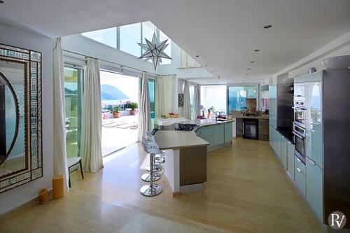 Kalkan Villa Sleeps 8 Pool Air Con Wifi