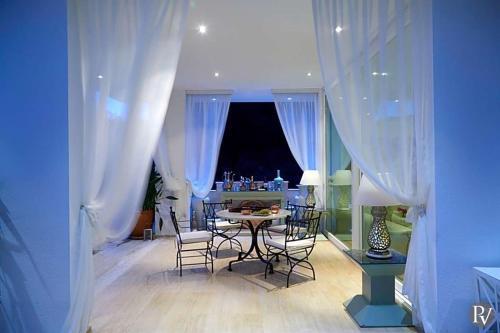 Kalkan Villa Sleeps 8 Pool Air Con Wifi