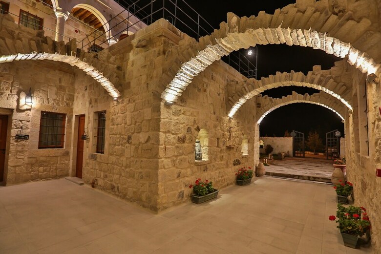 Hotel Acropolis Cave Suite