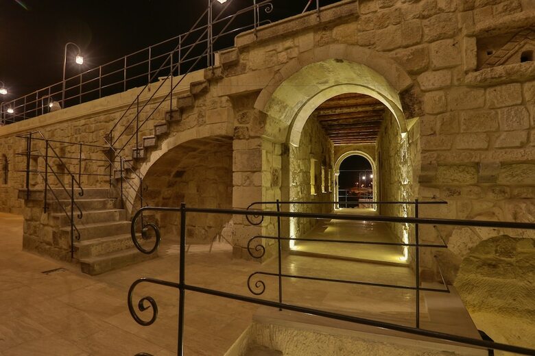 Hotel Acropolis Cave Suite