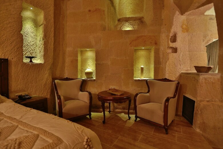 Hotel Acropolis Cave Suite