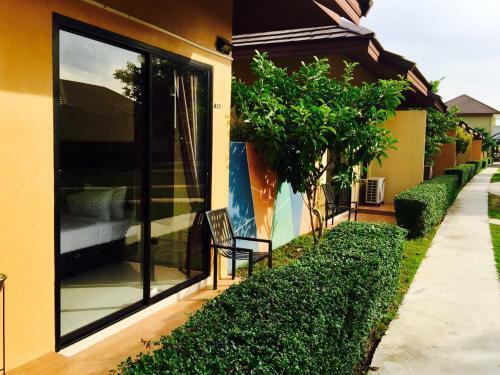 Hotel Green Adamas Resort Chumphon