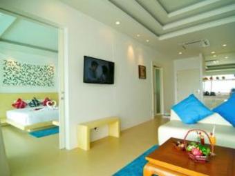 Hotel Grand Bleu Ocean View Pool Suite