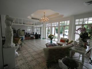 Casa Blanca Boutique Hotel