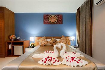 Rama Kata Beach Hotel