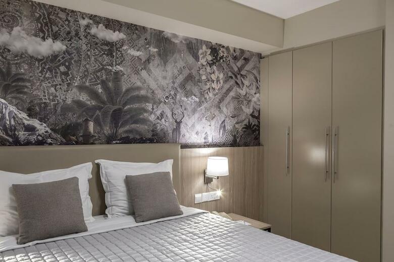 Hotel Almond Business Suites