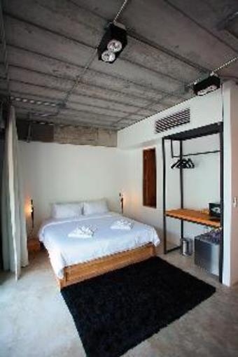 Hotel Ella Bed