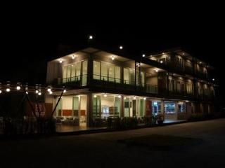 Hotel The Chalet Panwa