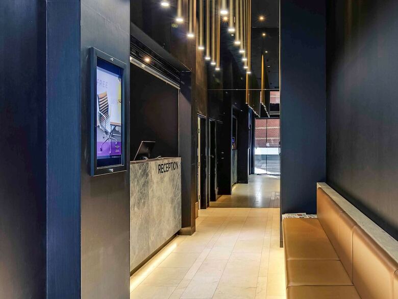 Hotel Mercure Melbourne Therry Street