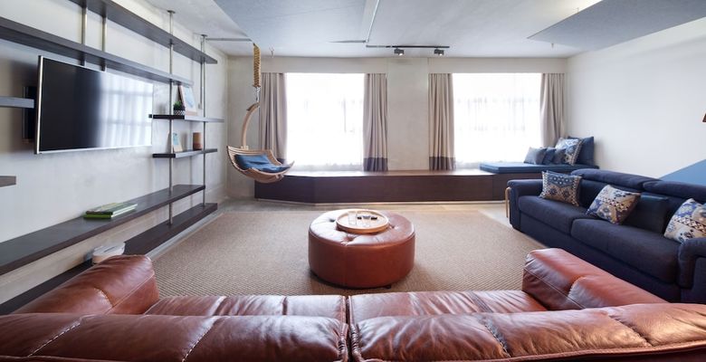 Aparthotel Zara Tower ? Luxury Suites And Apartments