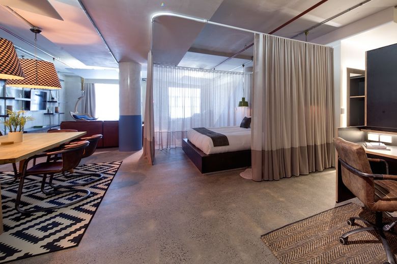 Aparthotel Zara Tower ? Luxury Suites And Apartments