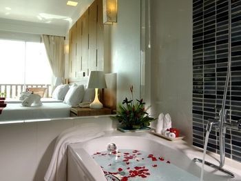 Hotel Princess Seaview Resort & Spa
