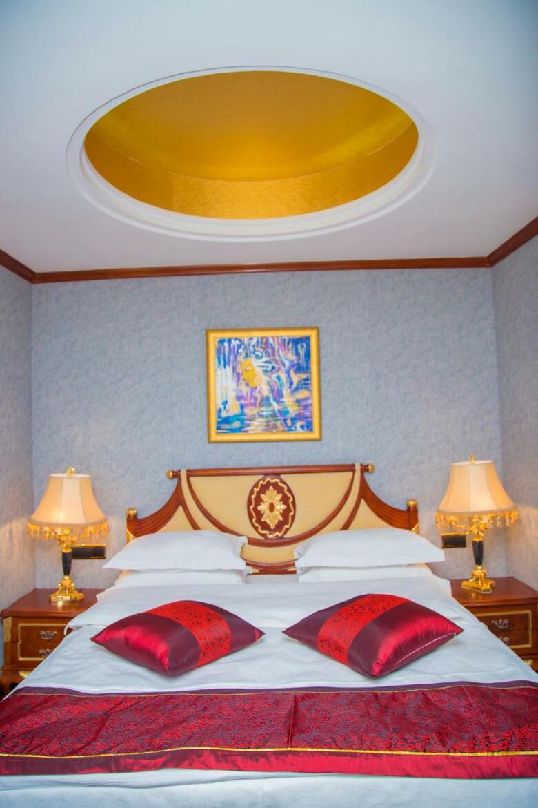 Hotel Golden Coast