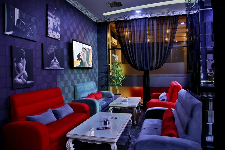 Divan Express Baku Hotel