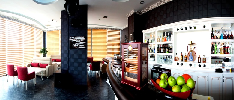 Divan Express Baku Hotel