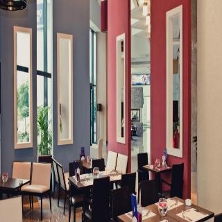Hotel Chirag Plaza