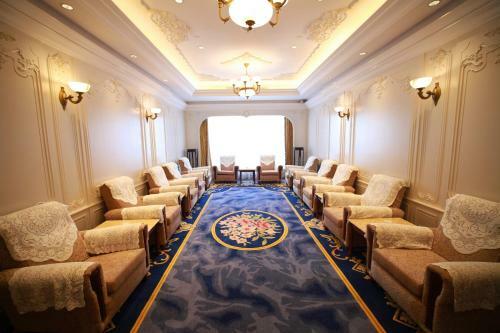 Shanghai Donghu Hotel