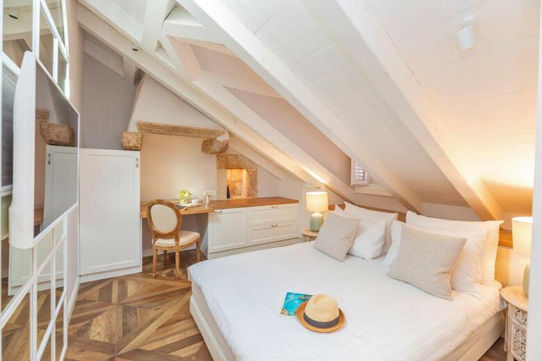 Hostal St. Joseph's