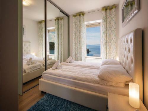 Two-bedroom Apartment In Kraljevica