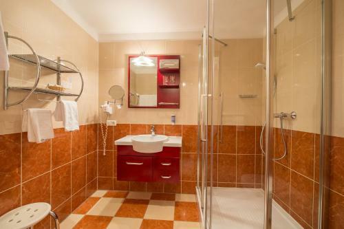 Schl�ssl Hotel Kindl