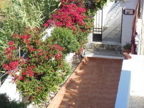 Santa Irini Hotel