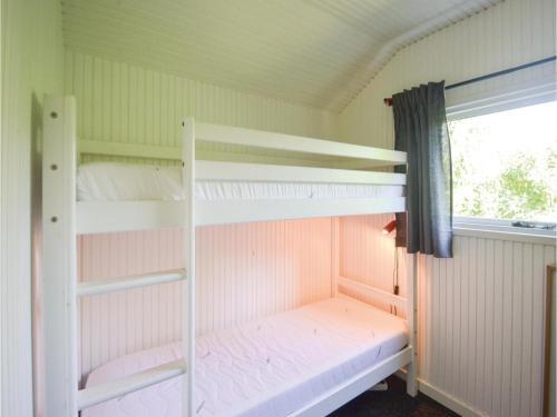 Four-bedroom Holiday Home In Vaggerlose