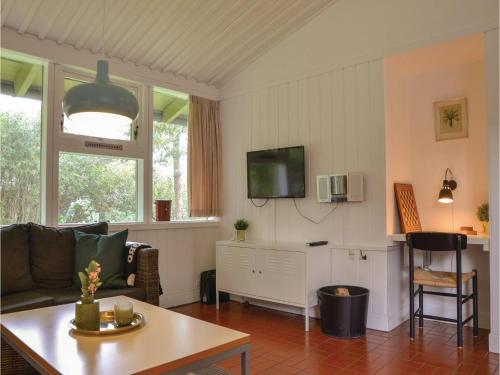 Two-bedroom Holiday Home In Gilleleje