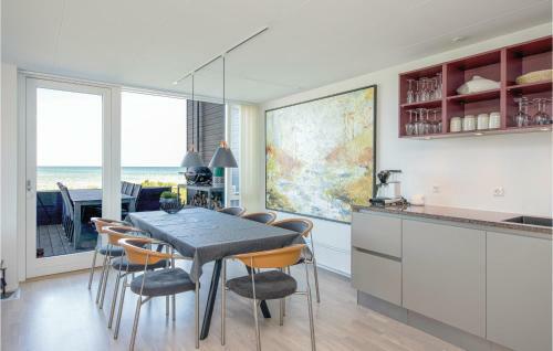 Four-bedroom Holiday Home In Hadsund