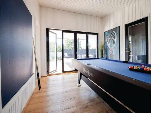 Four-bedroom Holiday Home In Juelsminde