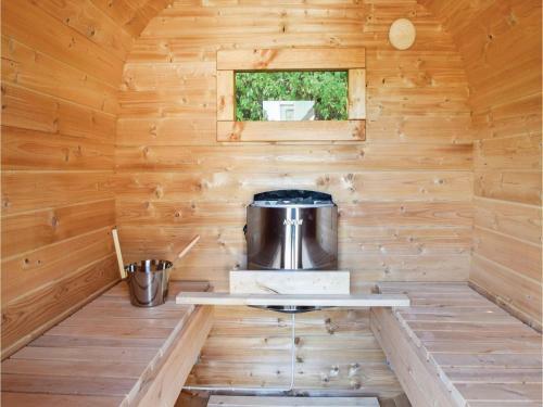 Four-bedroom Holiday Home In Juelsminde