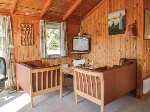 Two-bedroom Holiday Home In Lokken