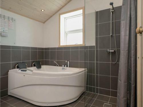 Four-bedroom Holiday Home In Lokken