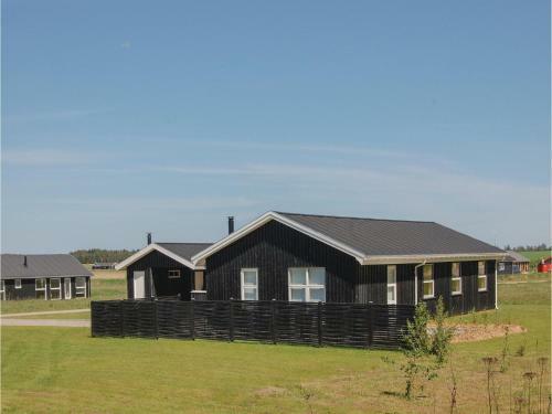 Four-bedroom Holiday Home In Lokken