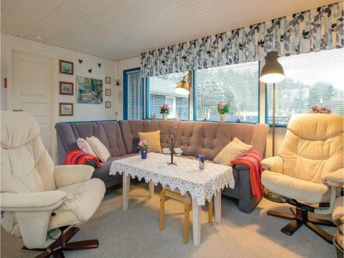 Two-bedroom Holiday Home In Lokken