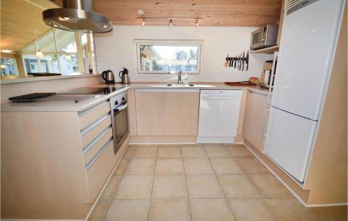 Four-bedroom Holiday Home In Rodby