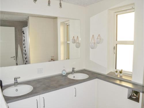 Three-bedroom Holiday Home In Skagen