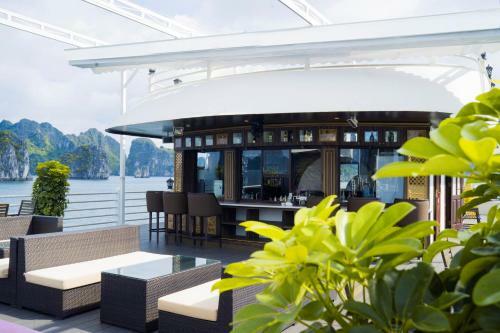 Halong Athena Cruise
