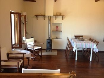 Villa Aeropi