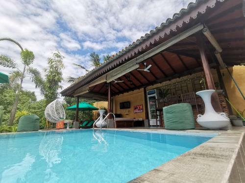 Hotel Nature Cabanas & Floating Restaurant
