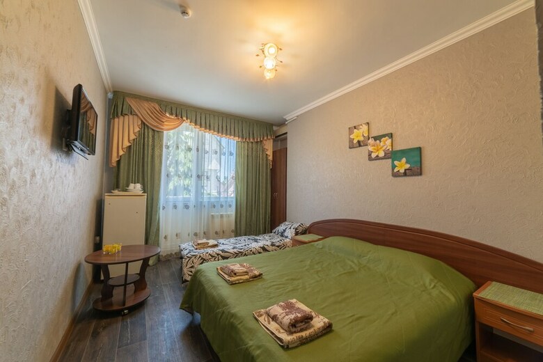 Hostal Alexandra Guest House