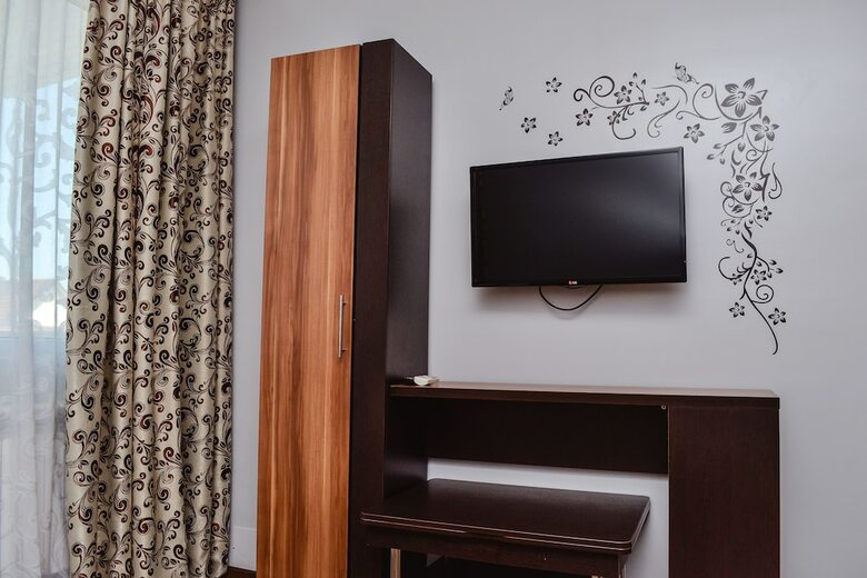 Hostal Alexandra Guest House