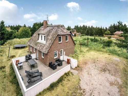 Four-bedroom Holiday Home In Blavand