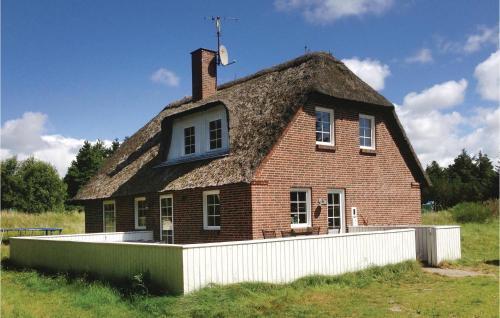 Four-bedroom Holiday Home In Blavand
