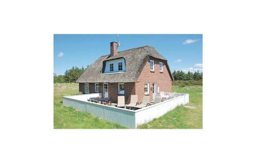 Four-bedroom Holiday Home In Blavand